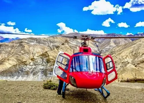 Everest Helicopter tour - 1 day Image 3