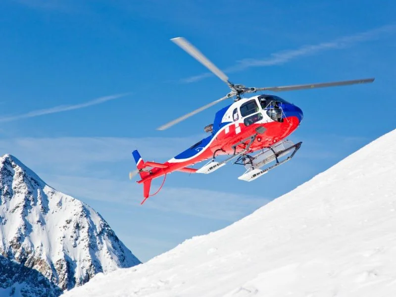 Helicopter flight to everest base camp