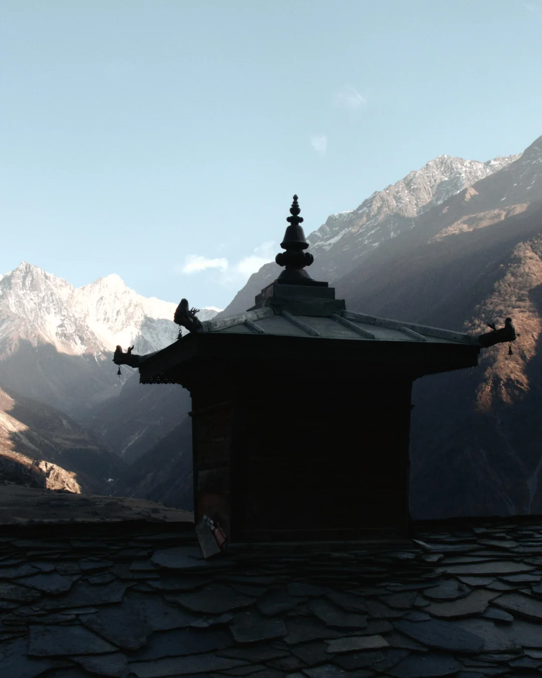 Manaslu circuit with Tsum Valley trek: 18 days Image 2
