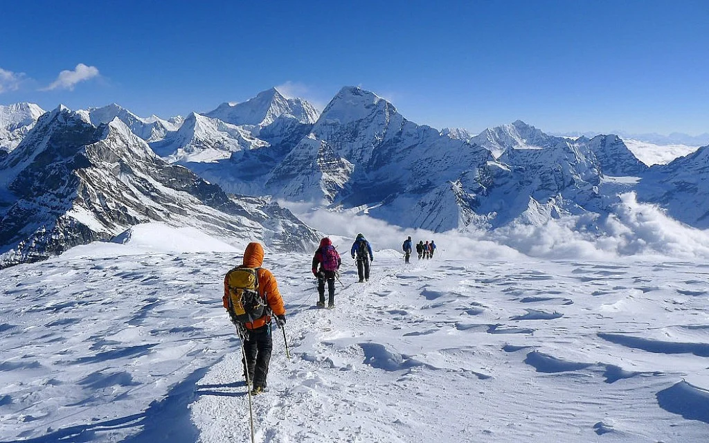 Mera Peak Climbing - 18 Days